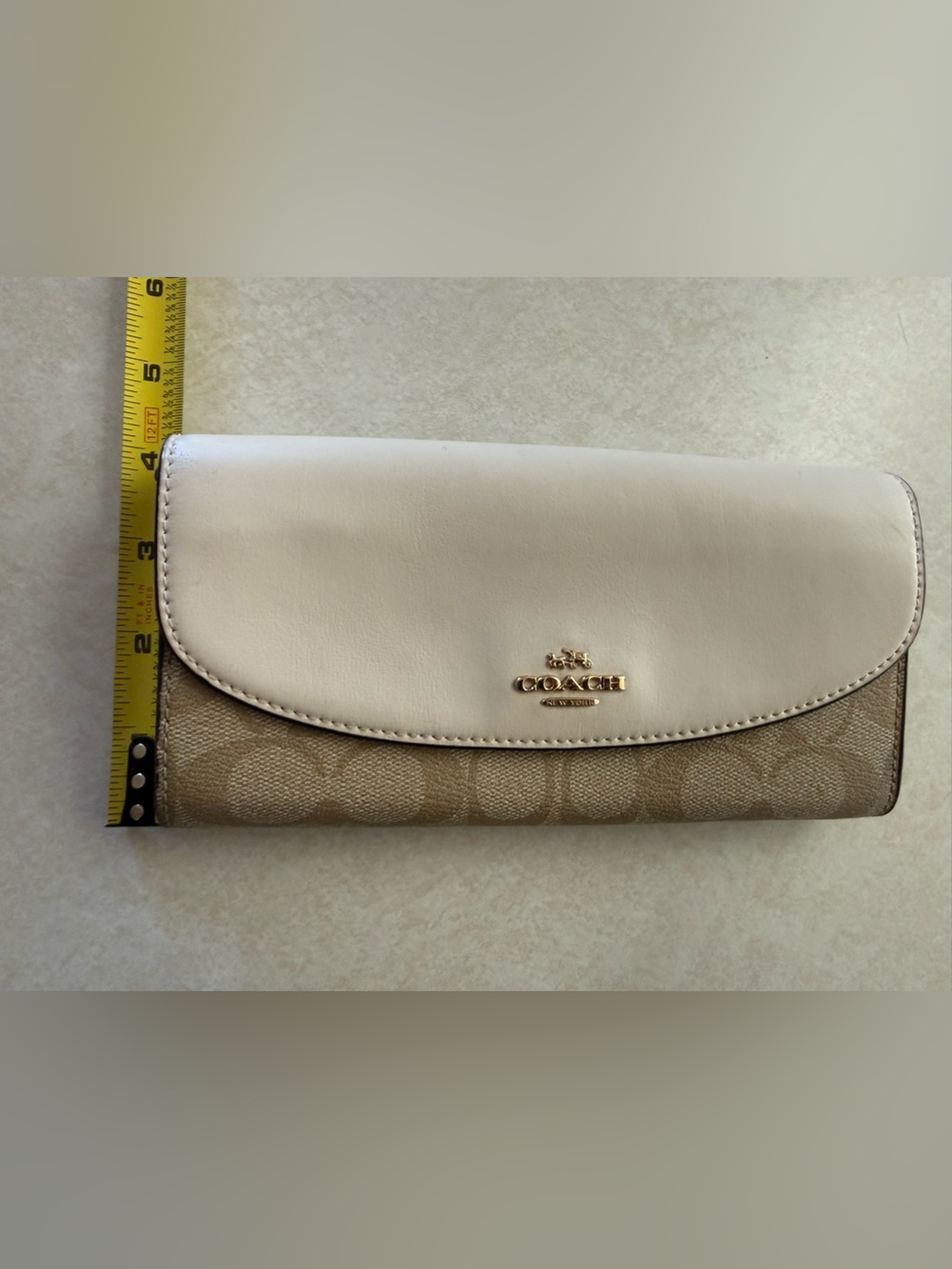Coach Signature Canvas Crossbody Bag in Khaki/Chalk with Matching Wallet EUC - Picture 13 of 15